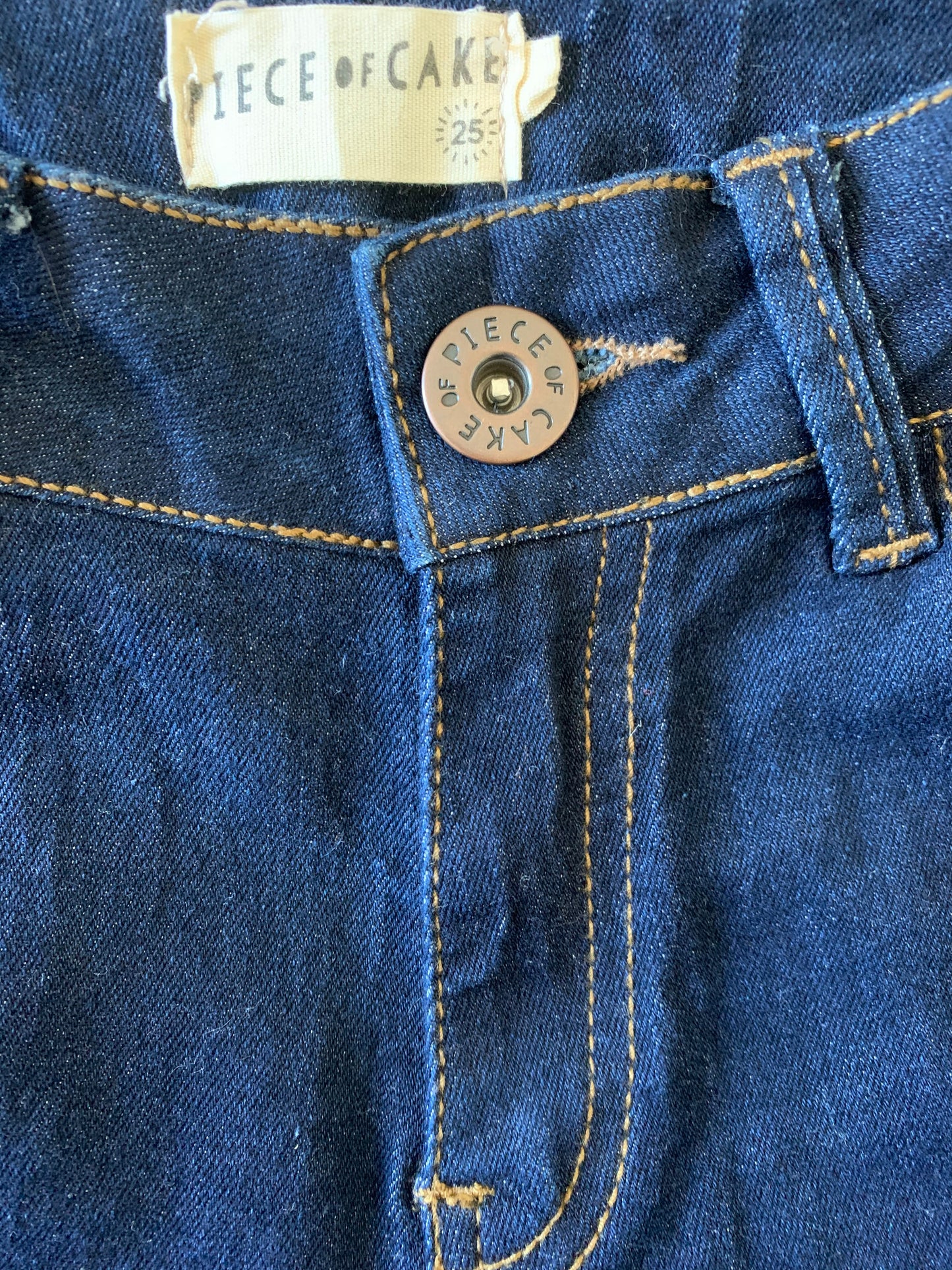 Jean Piece of Cake
