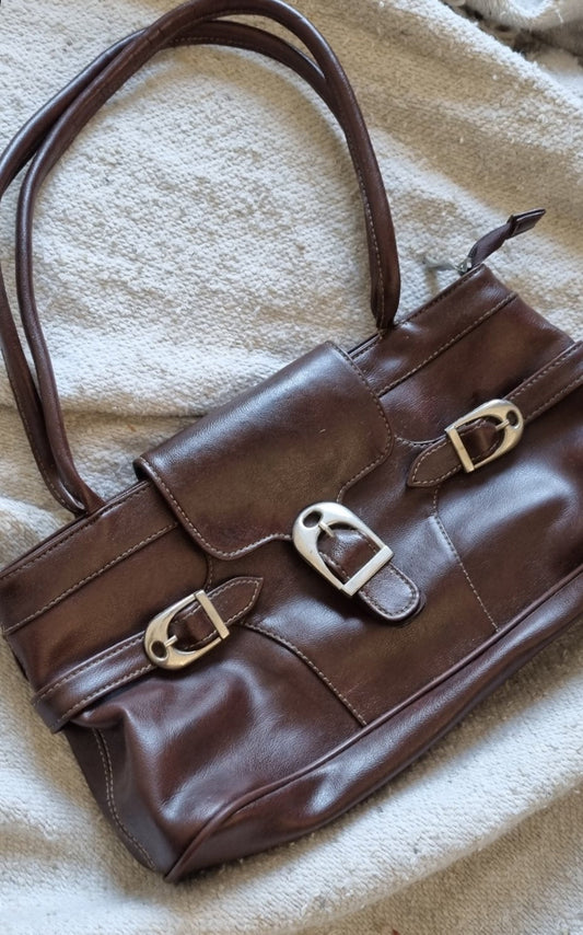 Cartera clásica marrón
