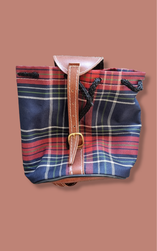 Mochila escocesa pequeña