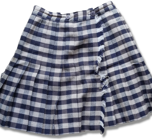 Pollera tipo escocesa con tablas